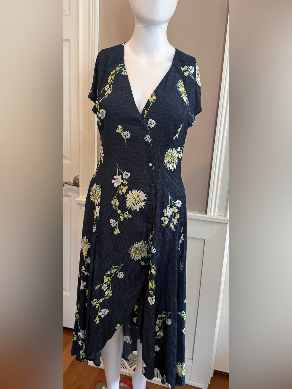 Free People Navy Floral V‑Neck Button woman’s Dress size XS